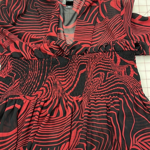 BISOU BISOU Red/Black Swirl Print Smock Waist/Cuff Bell SLV Sheer Party Top XL - Picture 6 of 14